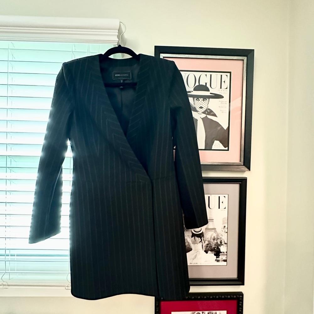 BCBG MAXAZRIA Blazer dress